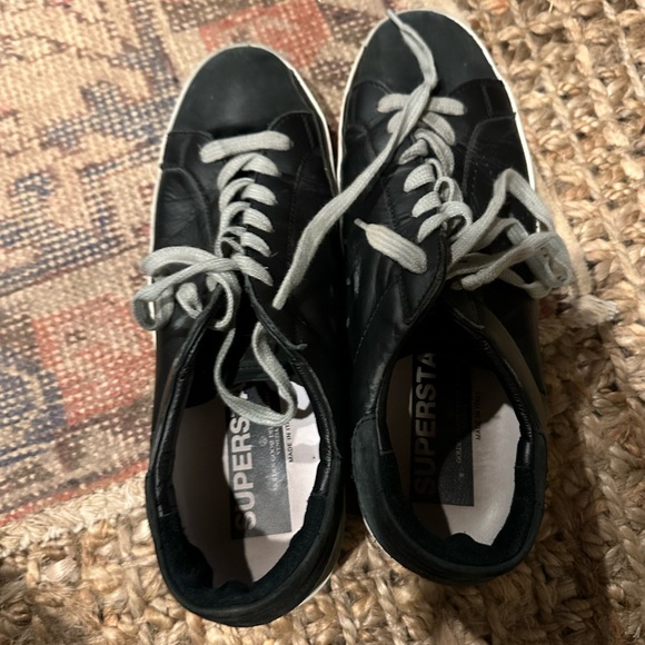 Golden Goose - Picture 3 of 3